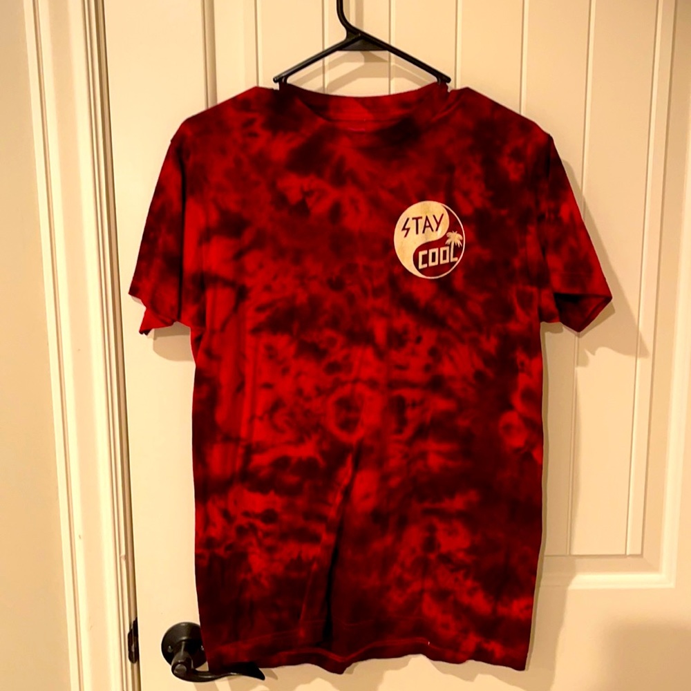 Stay Cool Happy Hour Mens T-shirt size M